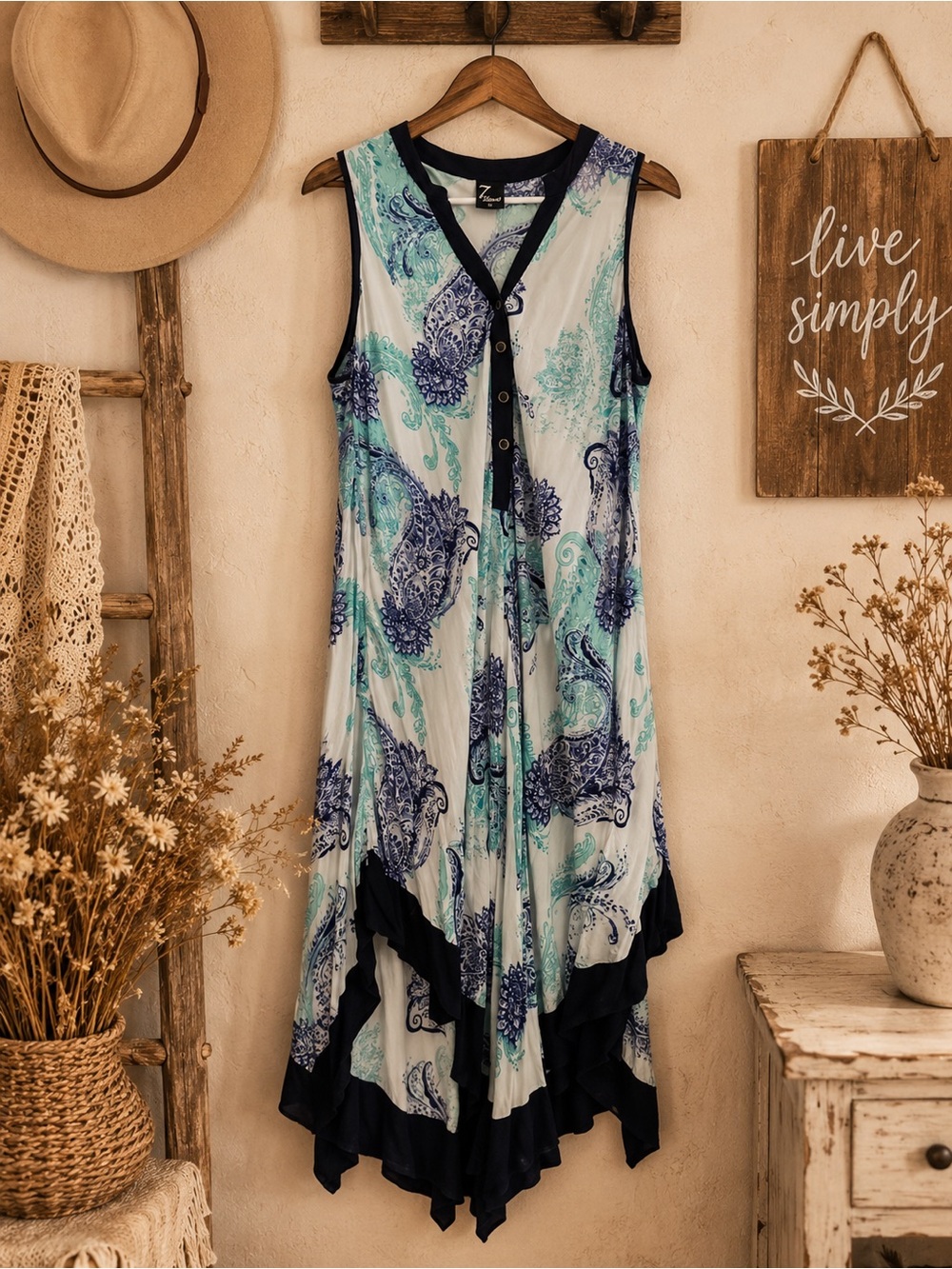 7 Islands Dress Paisley Print Sleeveless Size 1X 
Midi Dress